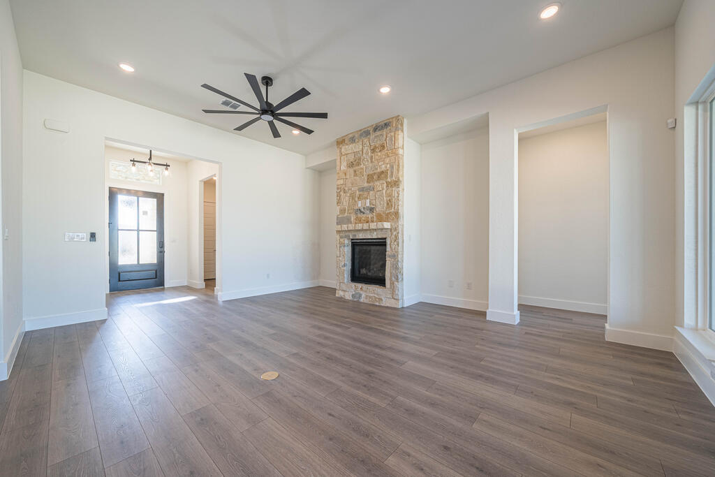 2044 Toscano Way Property Photo 7