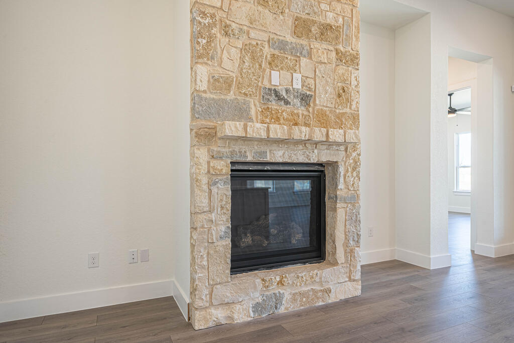 2044 Toscano Way Property Photo 9