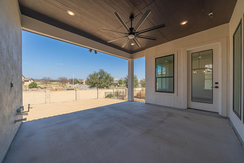 2044 Toscano Way Property Photo 29