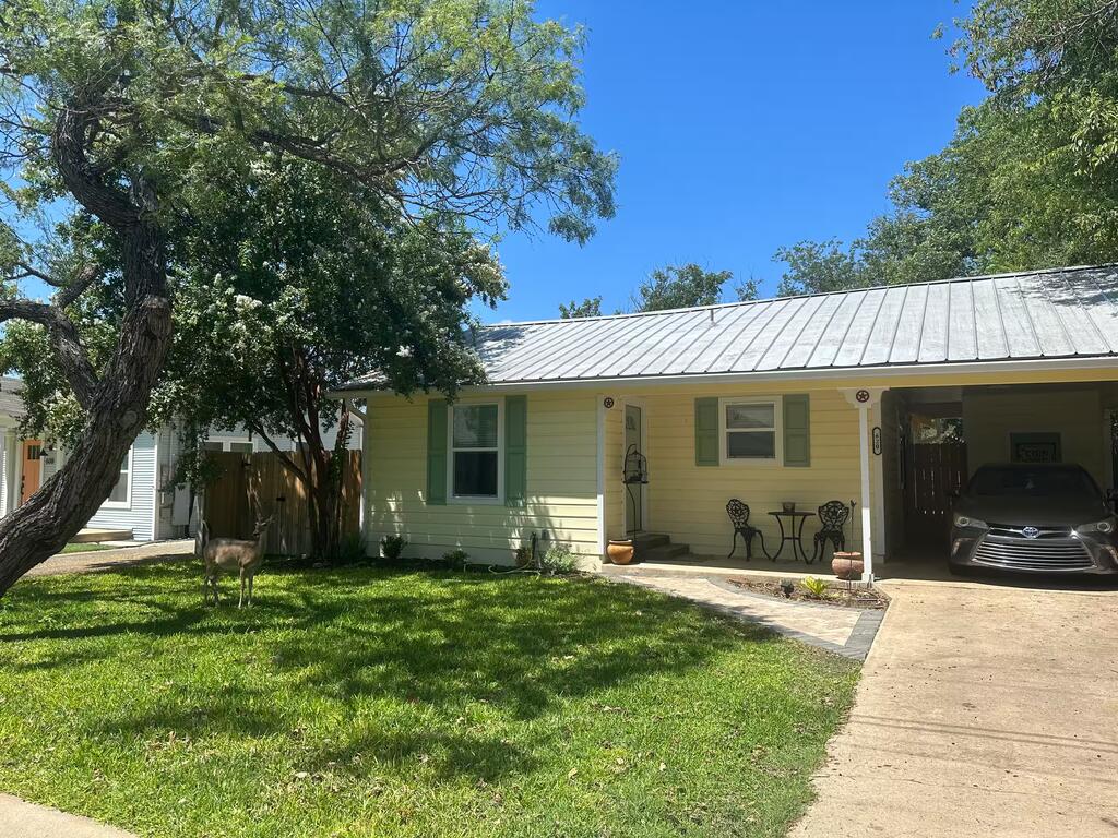 620 Robinson Ave Property Photo 1