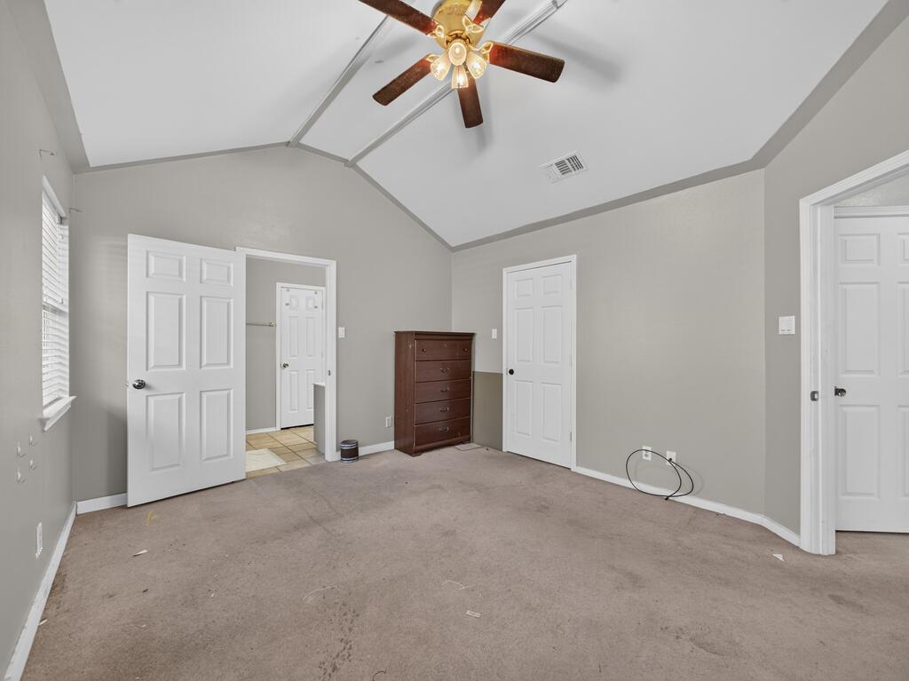 209 Coronado Circle Property Photo 12