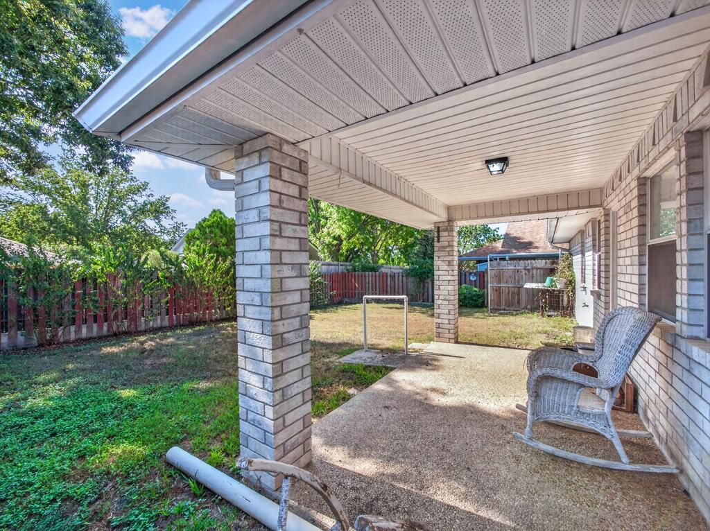 209 Coronado Circle Property Photo 21