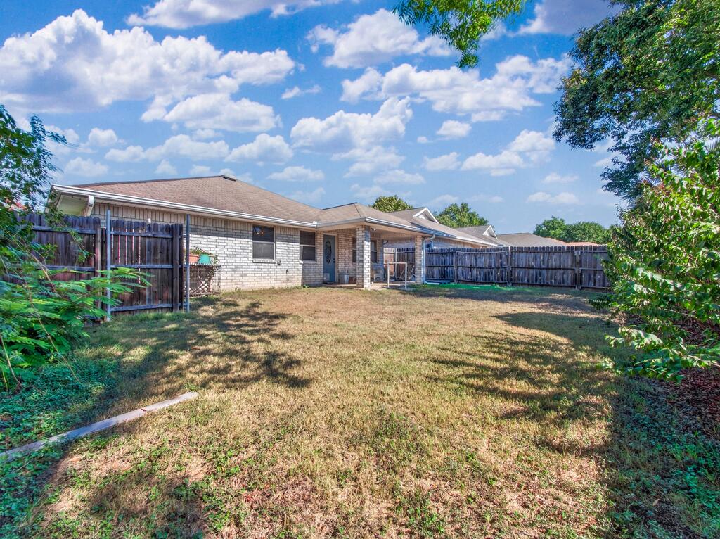 209 Coronado Circle Property Photo 24