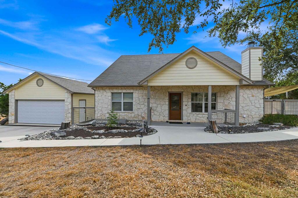1620 Point View Property Photo 6