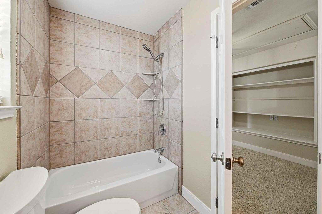 1620 Point View Property Photo 39