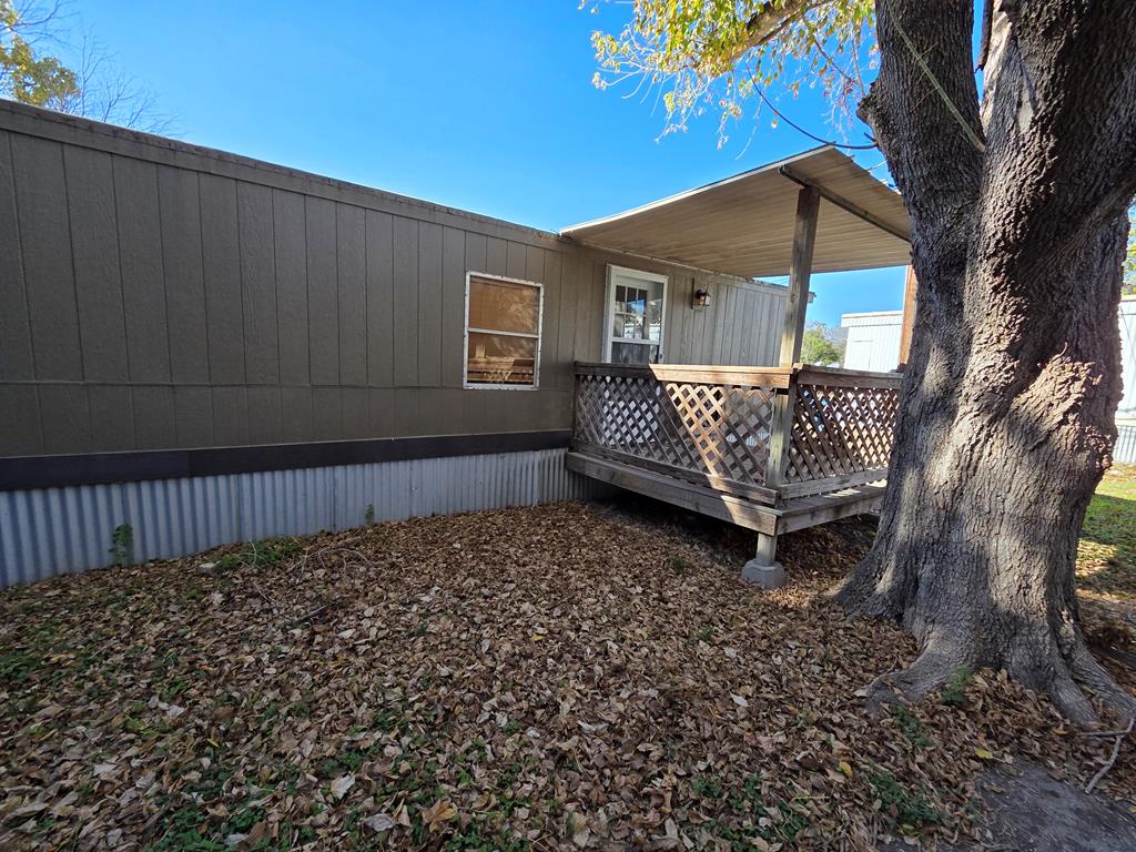 104-c Clark St Property Photo 1