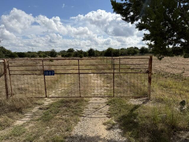 1887 Lange Rd Property Photo 1
