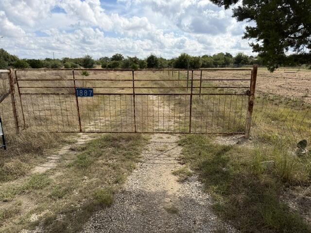 1887 Lange Rd Property Photo 2