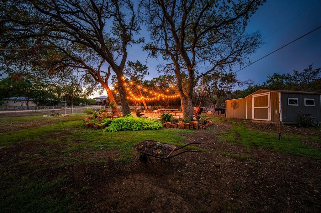 139/143 Eickenroht Property Photo 14