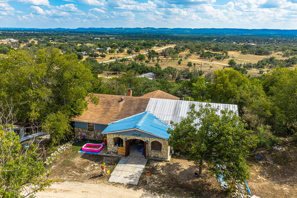 1400 Panther Hollow Dr Property Photo 17