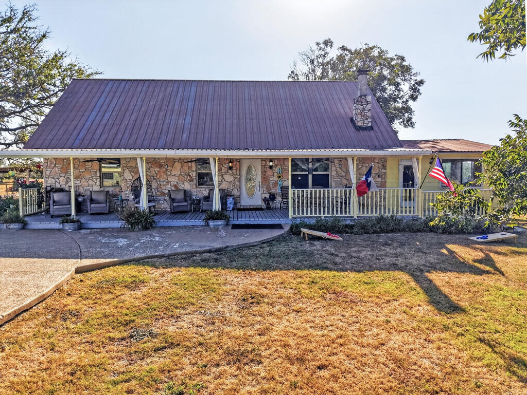 3320 Privilege Creek Rd Property Photo 2