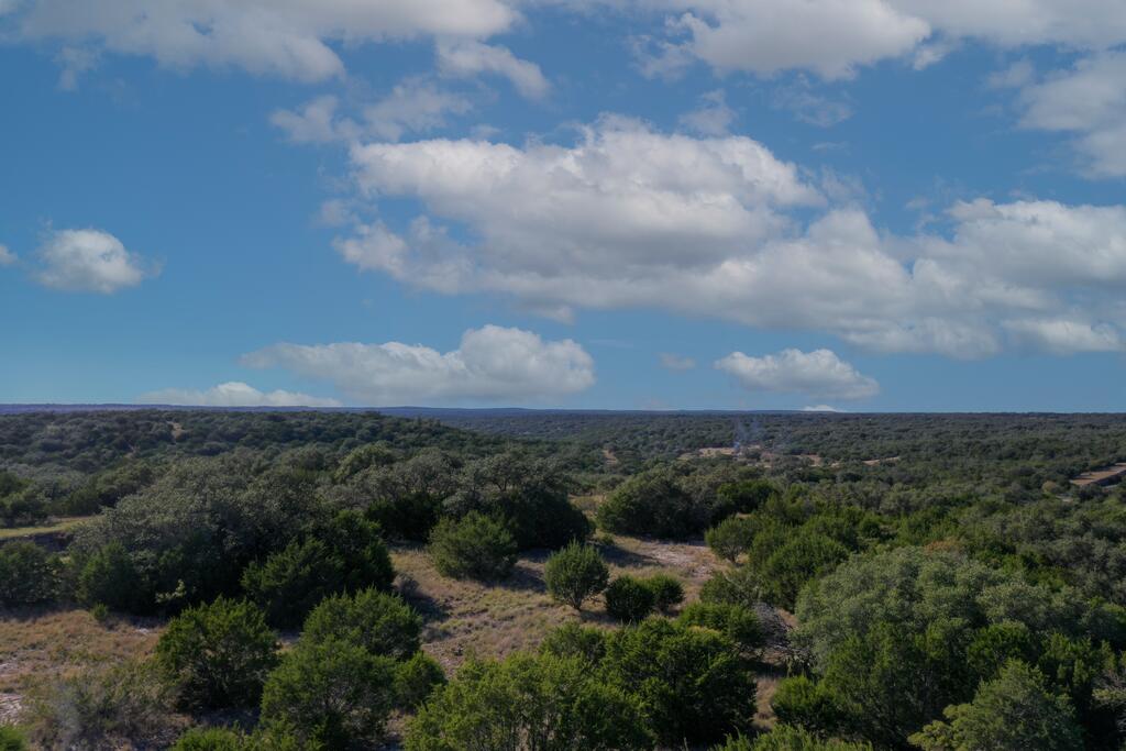 125810 Property Photo 3
