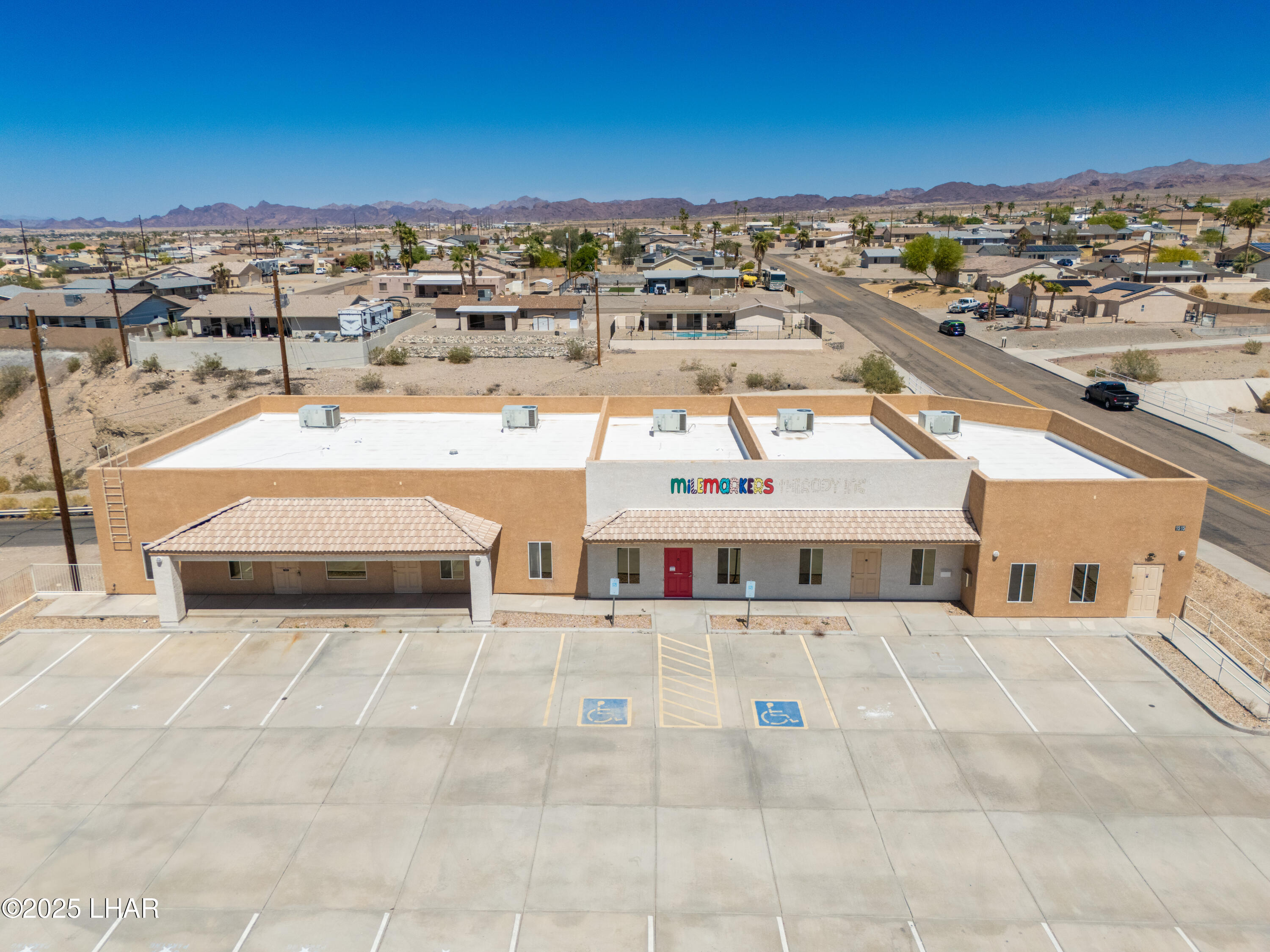 1515 N Lake Havasu Ave Property Photo 1