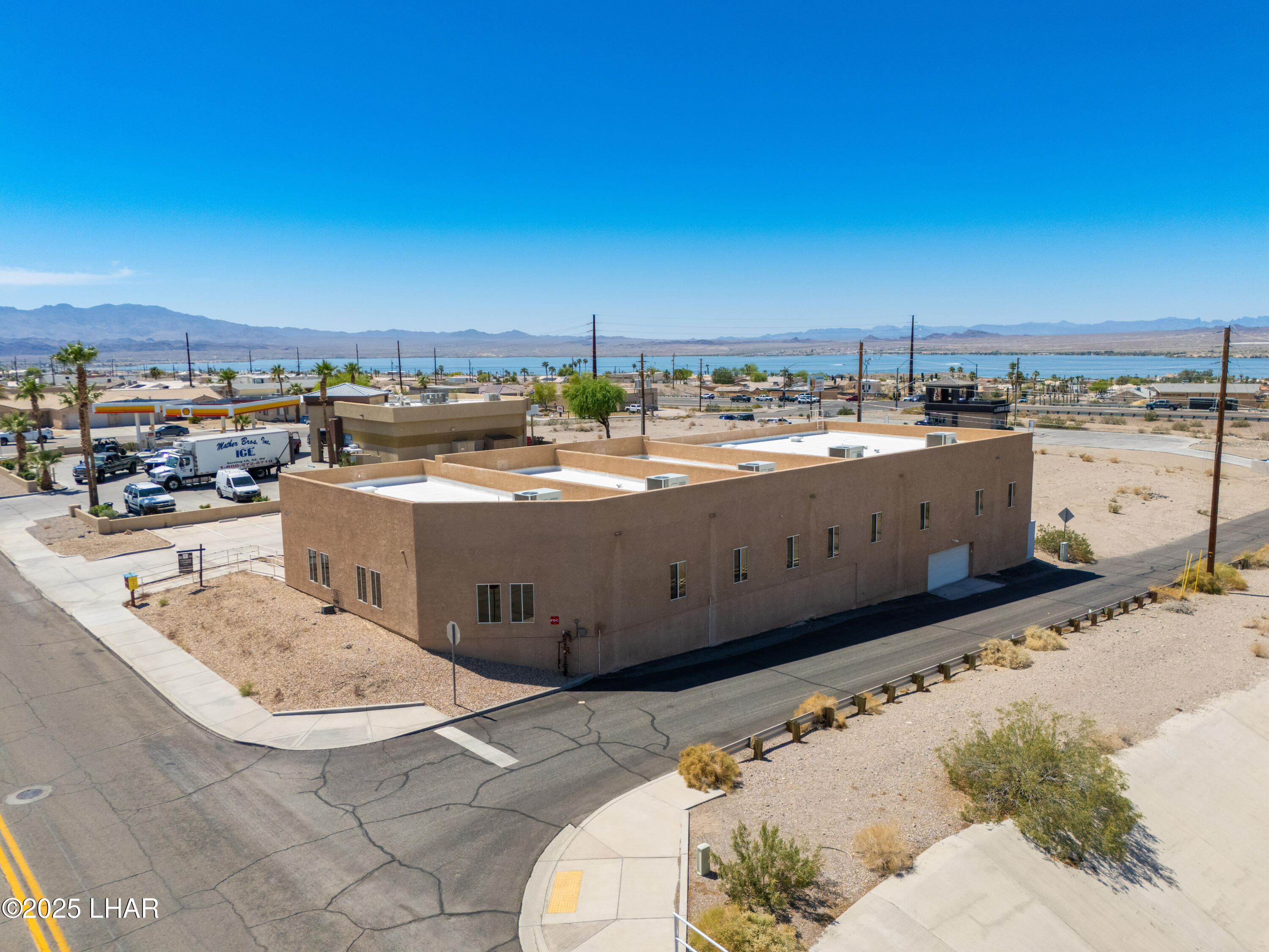 1515 N Lake Havasu Ave Property Photo 10