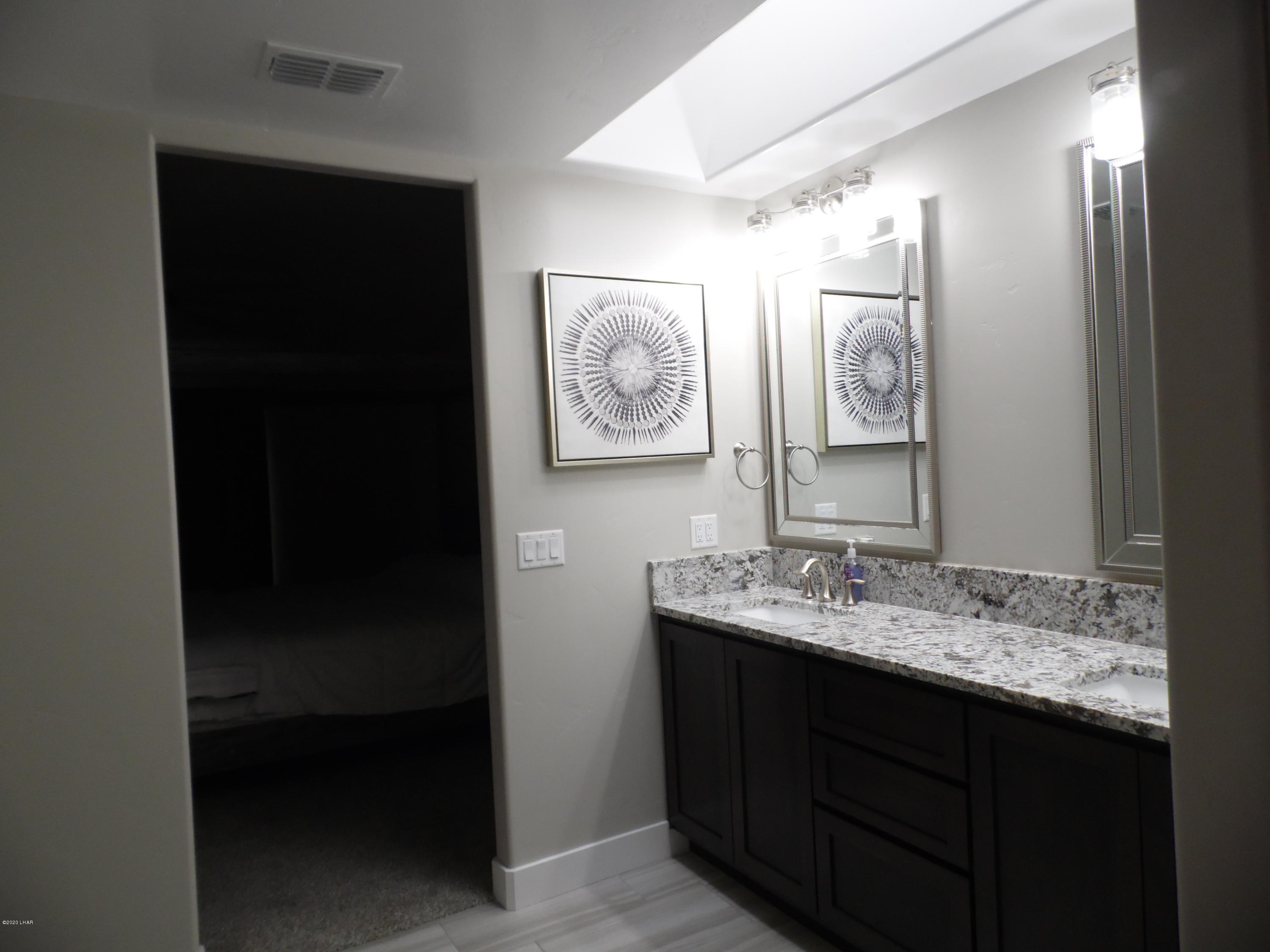 2515 Tradewind Dr Property Photo 28