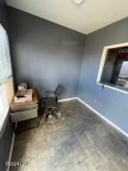 2005 W Acoma Blvd E Property Photo 2