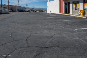 25 Acoma N Blvd Property Photo 9