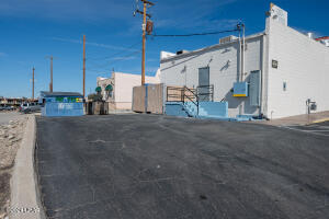 25 Acoma N Blvd Property Photo 14