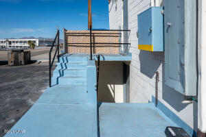 25 Acoma N Blvd Property Photo 18