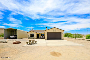 7703 Rice Dr Property Photo 1