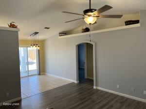 3425 Big Chief Dr Property Photo 9