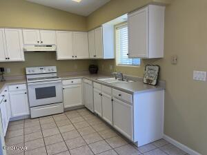 3425 Big Chief Dr Property Photo 13