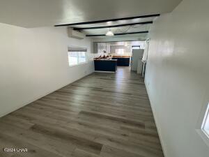 2240 Lake Dr Property Photo 8