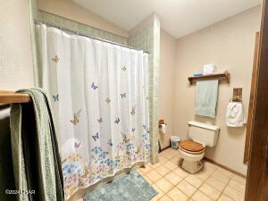 2100 E Valley View Rd Property Photo 23