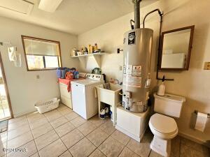 2100 E Valley View Rd Property Photo 28