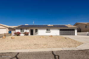 3057 Ironwood Dr Property Photo 1