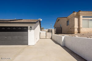 3057 Ironwood Dr Property Photo 4