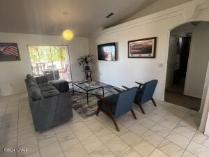 3411 Surry Ln Property Photo 3