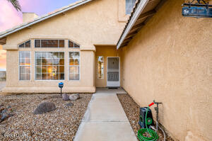 3457 Beale St Property Photo 4
