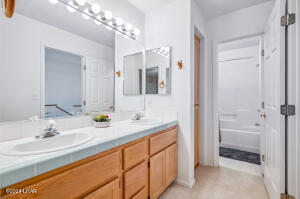 3457 Beale St Property Photo 18