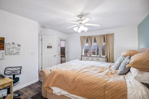 3457 Beale St Property Photo 23