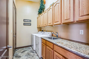 421 Chablis Ct Property Photo 23