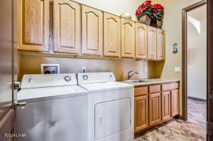 421 Chablis Ct Property Photo 24