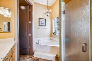 421 Chablis Ct Property Photo 32