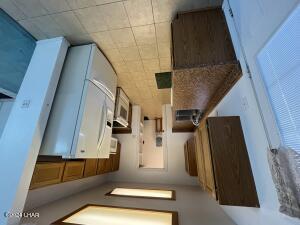 2245 Hillside Dr Property Photo 6