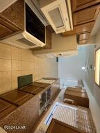 2245 Hillside Dr Property Photo 8