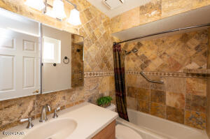 3464 Mockingbird Dr Property Photo 15