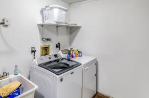 8819 Yaqui Loop Property Photo 33