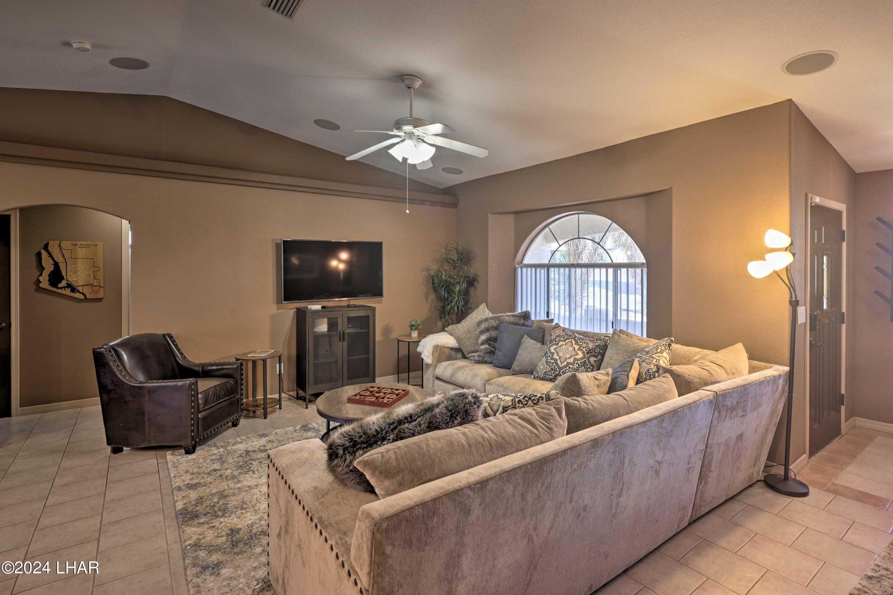 3435 Yavapai Dr Property Photo 10