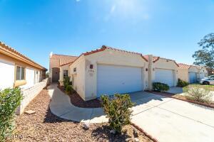 1596 Country Club Way Property Photo 1