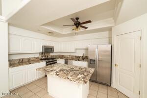 1596 Country Club Way Property Photo 7