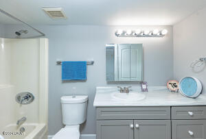 100 Mulberry Ave 203 Property Photo 18