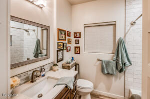 2378 Holly Ave Property Photo 26
