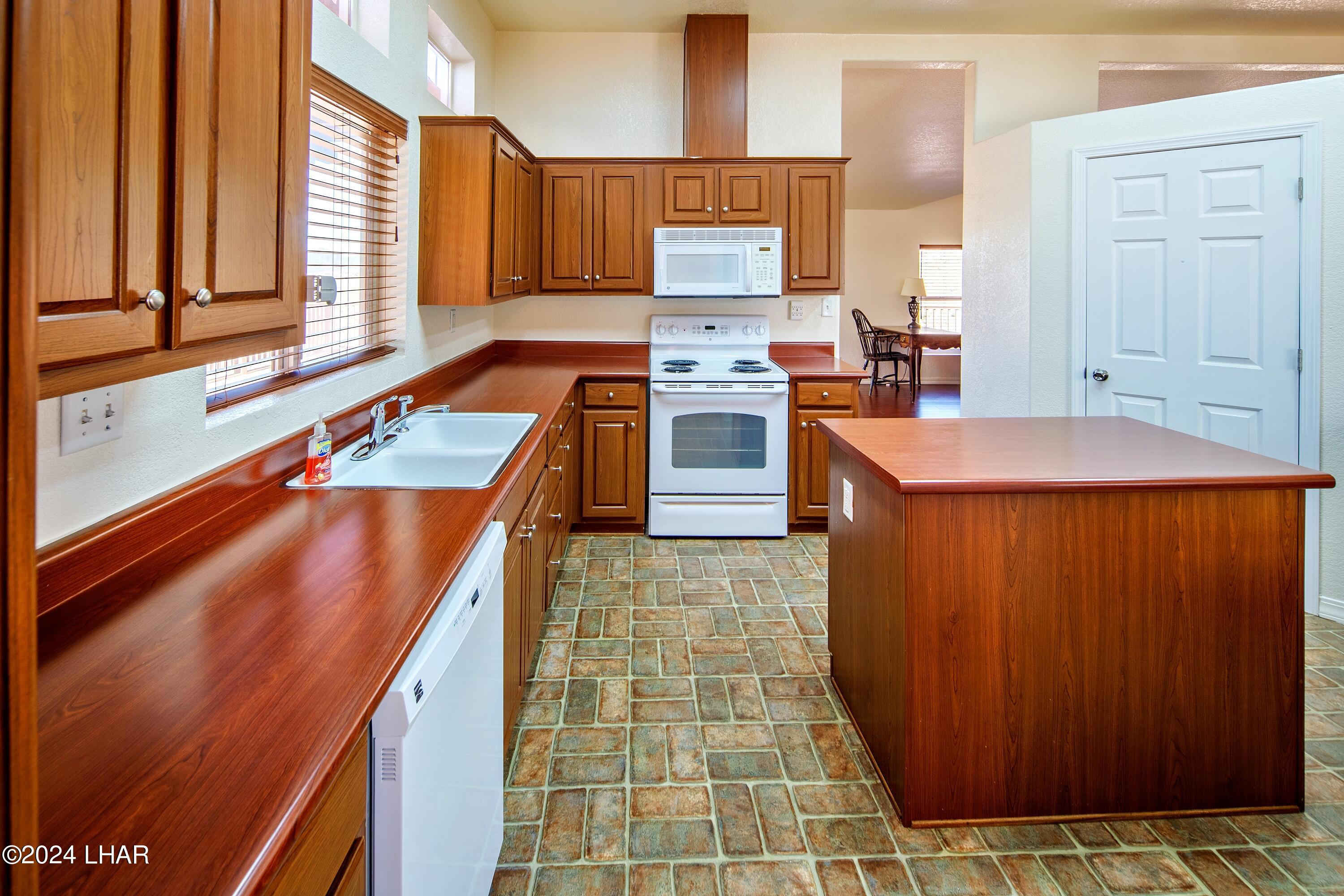 37443 Bay View Dr Property Photo 26