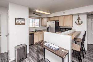 94 London Bridge Rd 409 Property Photo 15