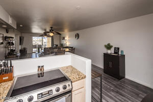 94 London Bridge Rd 409 Property Photo 18
